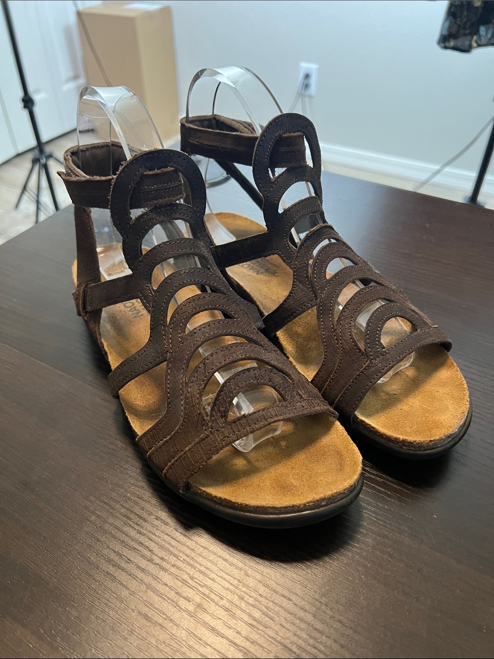 Naot Sara Gladiator Brown Leather Cutout Sandals EUR 39